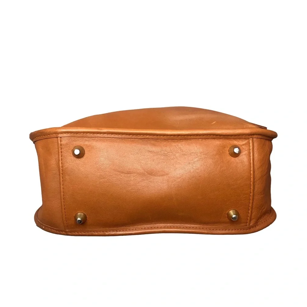 Vintage COACH Legacy Zip British Tan Glove-Tanned Leather Shoulder Bag 9966 COA